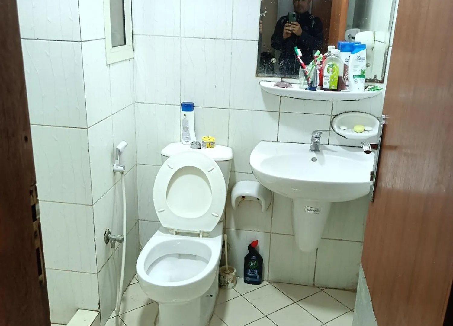 Omar Hostel For Boys Dubai United Arab Emirates